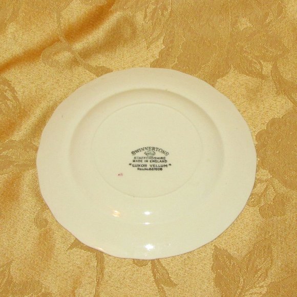 Vintage Bread Plate SWINNERTON'S Rosetta LUXOR VELLUM Staffordshire England - Picture 5 of 7